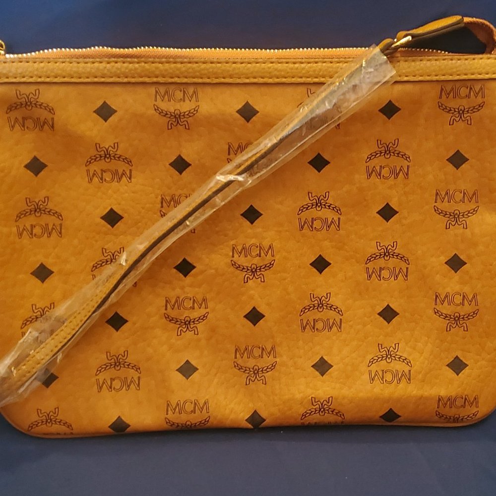 MCM CROSSBODY POUCH